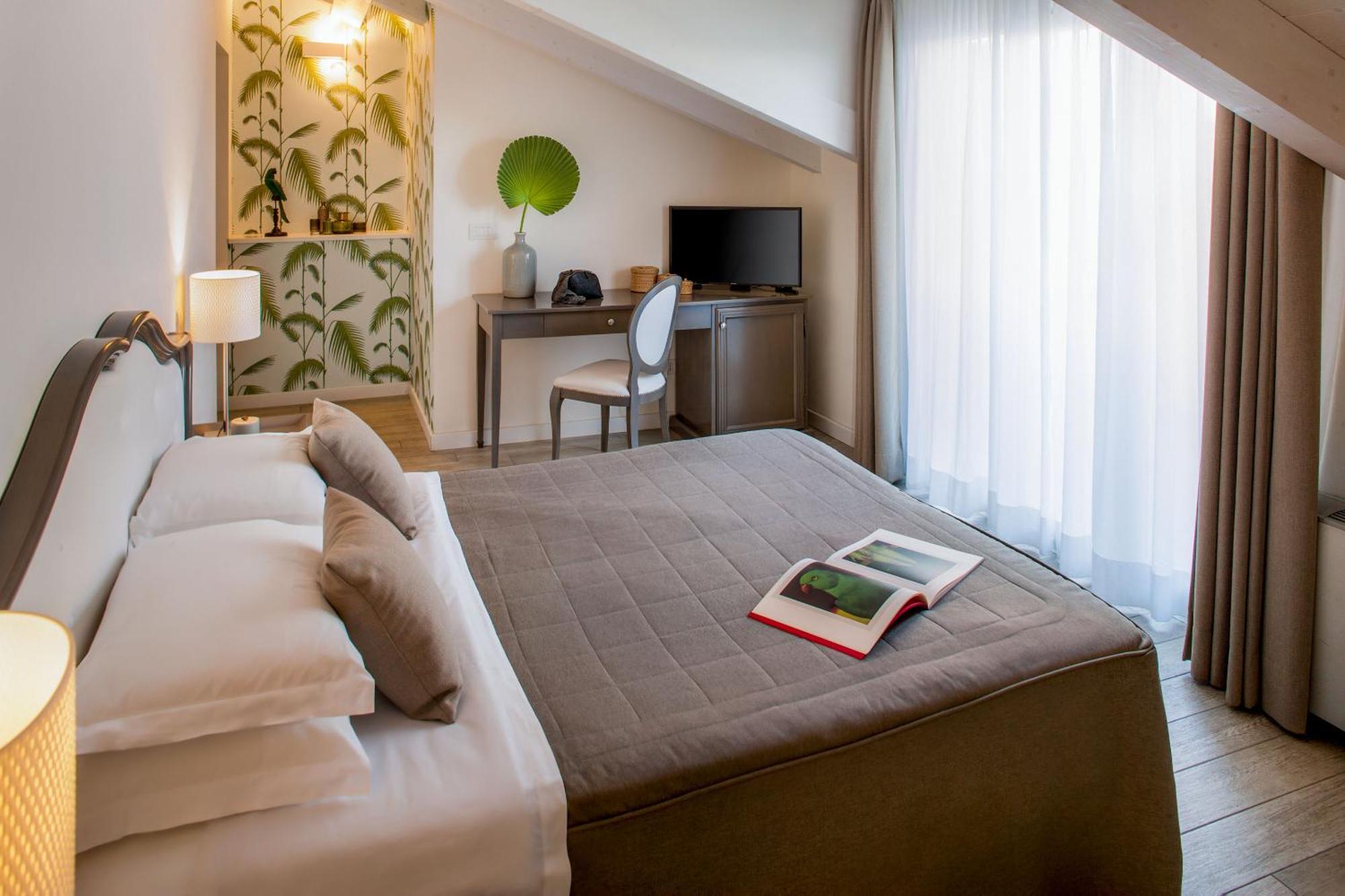 Hotel Lido Αλάσιο Εξωτερικό φωτογραφία